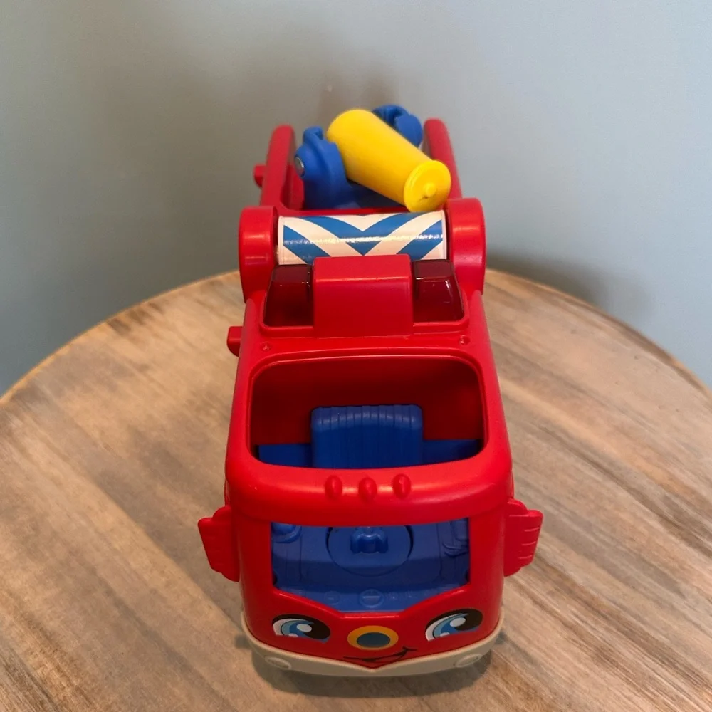 Fisher Price Little People Helping Hands Fire Truck